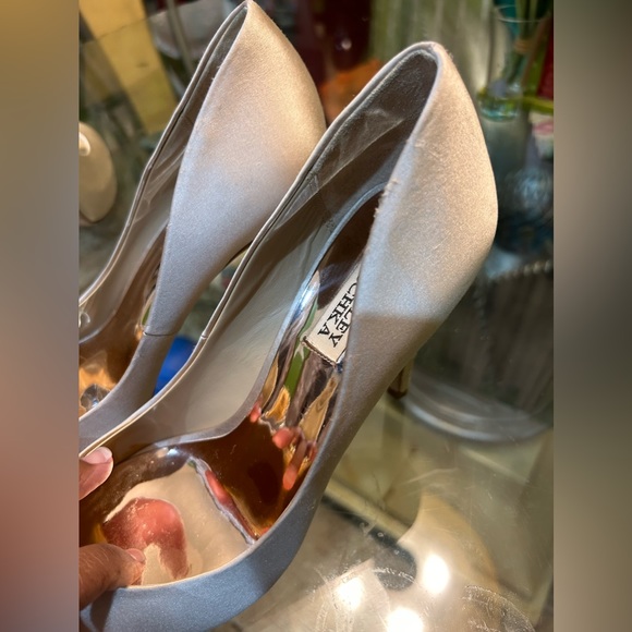 Absolutely Beautiful Badgley Mischka Collection size 7 - Picture 9 of 13